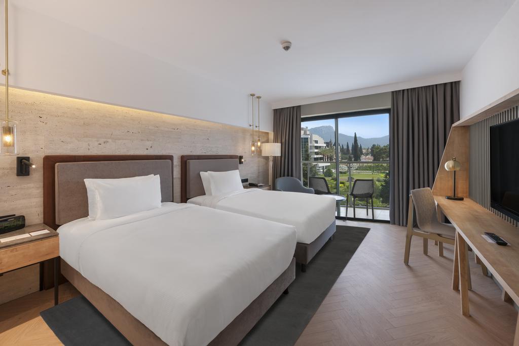 DoubleTree By Hilton Antalya-Kemer