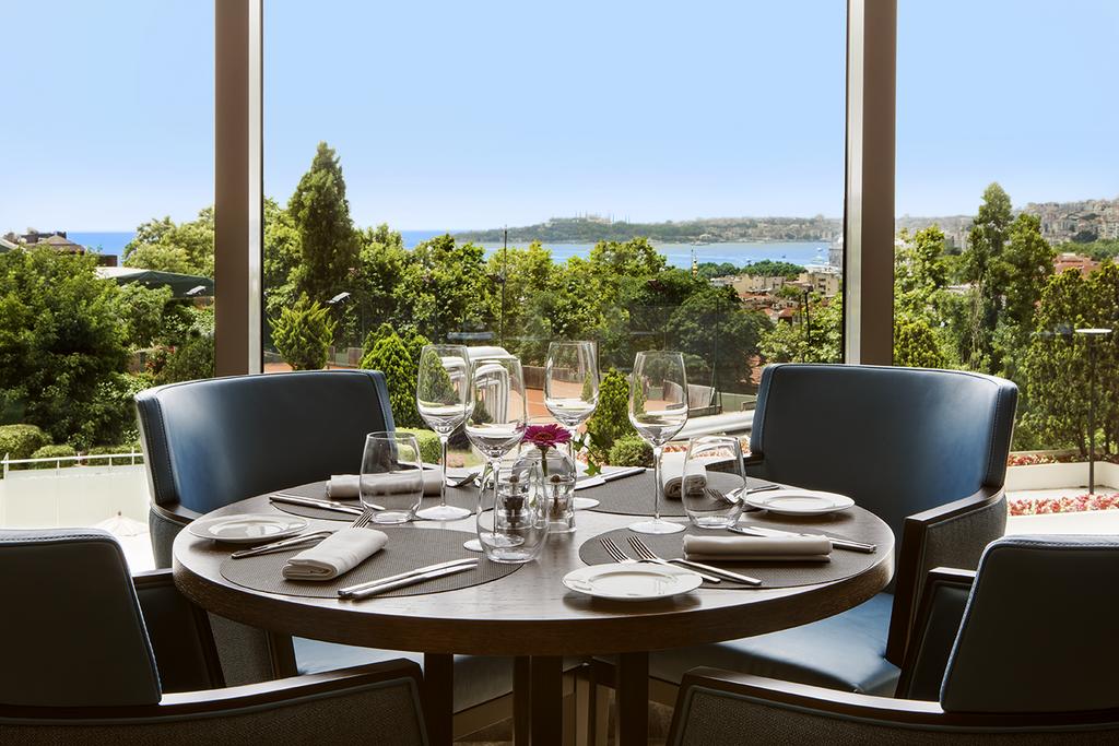 Conrad Istanbul Bosphorus