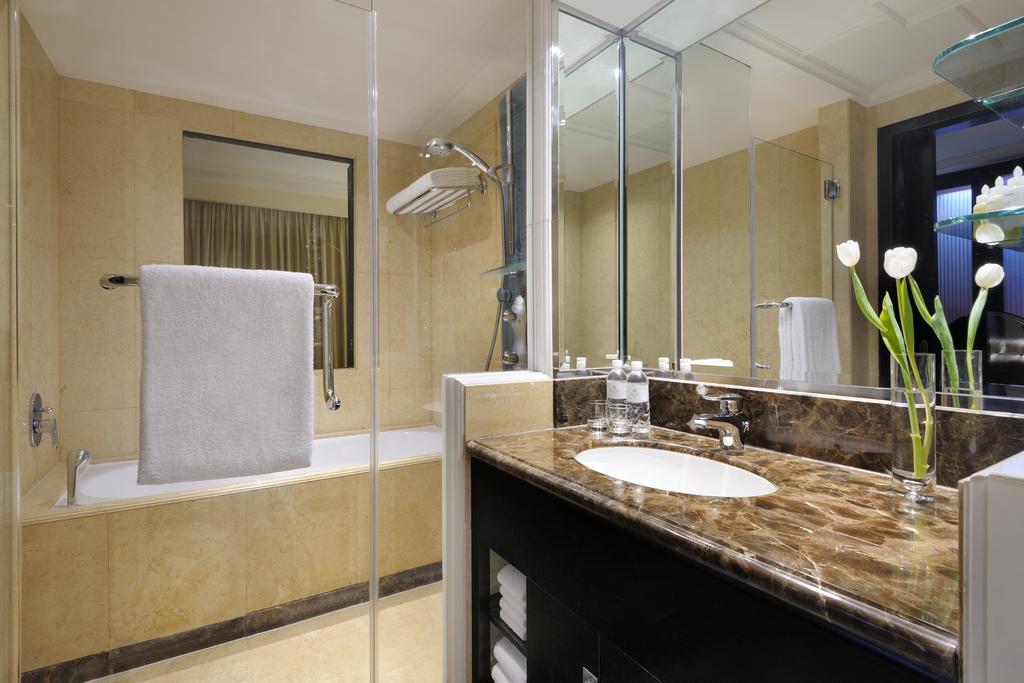 Mandarin Orchard Singapore